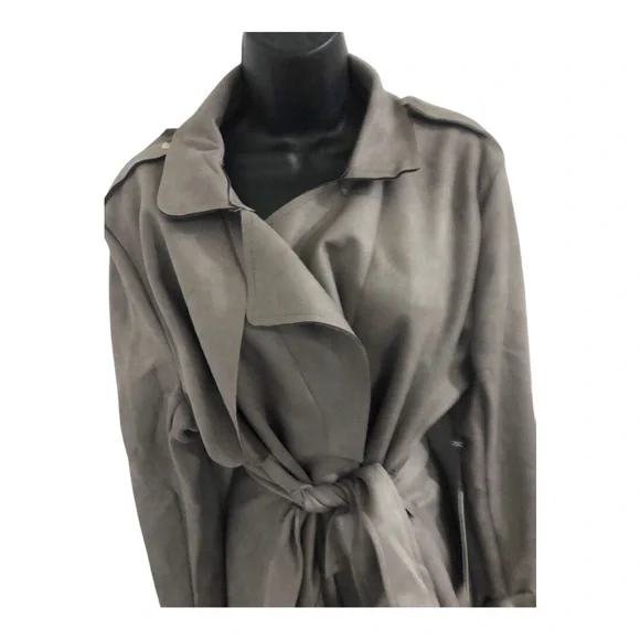Stunning‎ gray faux suede belted trench coat size XL new